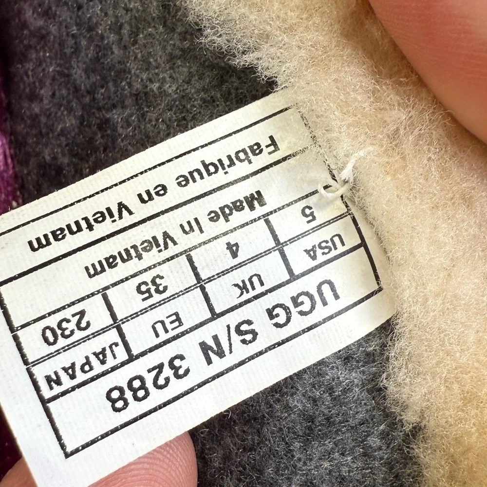Ugg Australia Bobbey winter snow boots magenta and gray color combination size 5